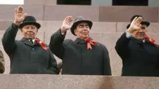 Правительство вводит обязательные планы по выпуску топлива и контролю цен на АЗС до конца 2026 года после серии атак беспилотников на нефтеперерабатывающие заводы и рекордного простоя мощностей.