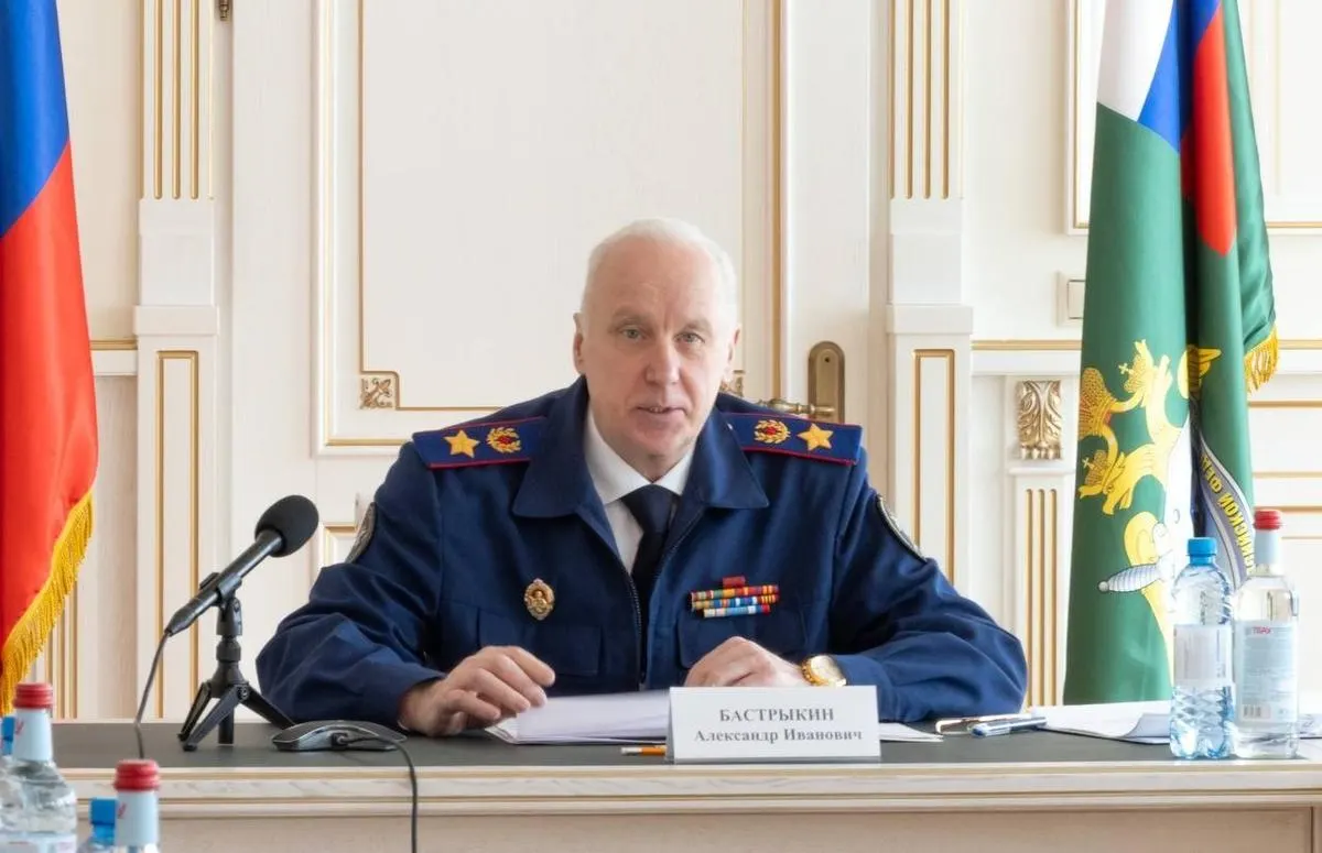 Председатель Следственного комитета Александр Бастрыкин поручил провести проверку детских книг писателя Григория Остера, в том числе известного сборника «Вредные советы», сочтя их содержание сомнительным с педагогической точки зрения.