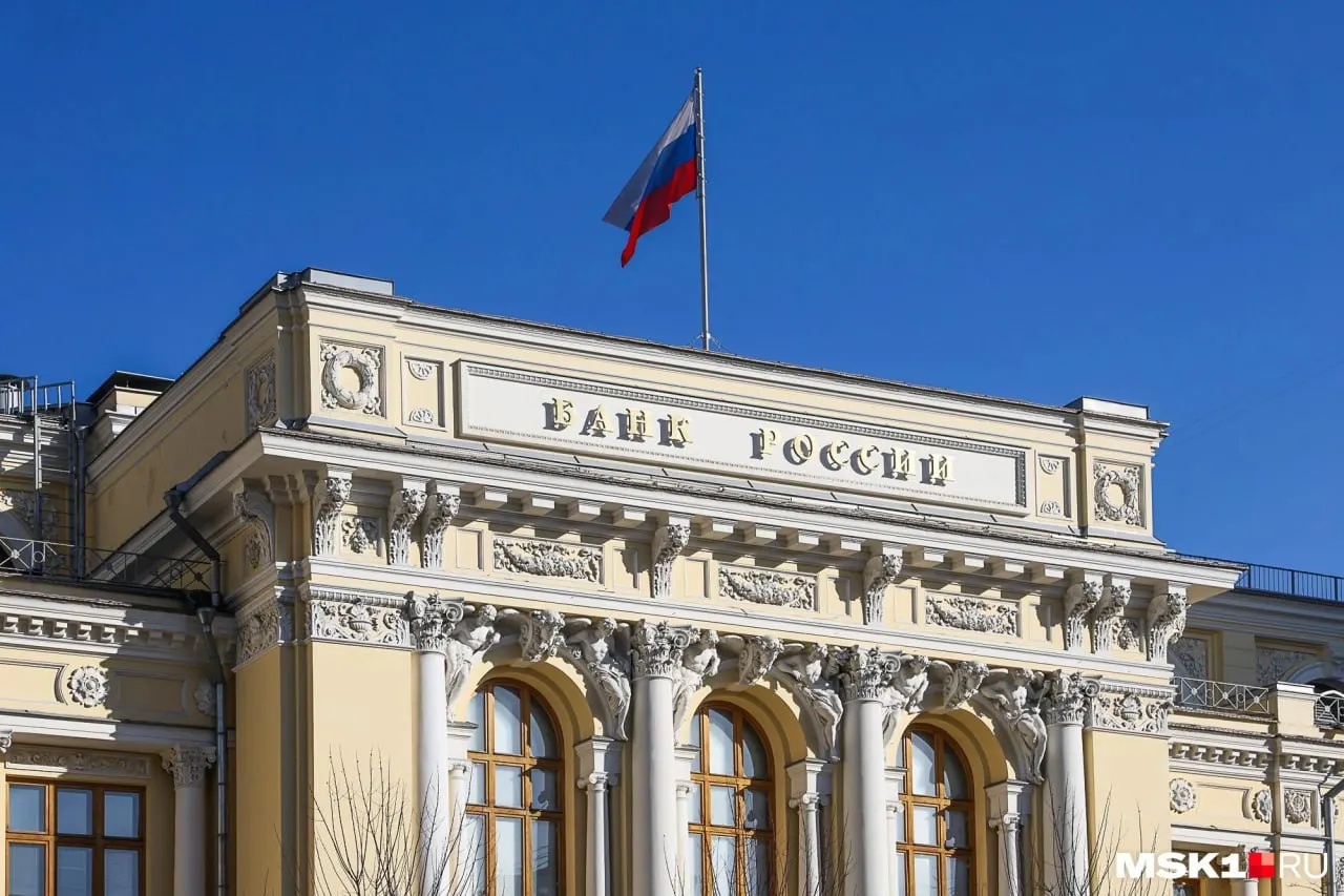 Государство списало 16 млрд рублей долгов Кемеровской области в рамках федеральной программы помощи регионам. Суммы списаний для 20 участников программы различаются и зависят от пополнения бюджета и расходов на приоритетные направления — ремонт ЖКХ, переселение из аварийного жилья, нацпроекты и поддержку промышленности.
