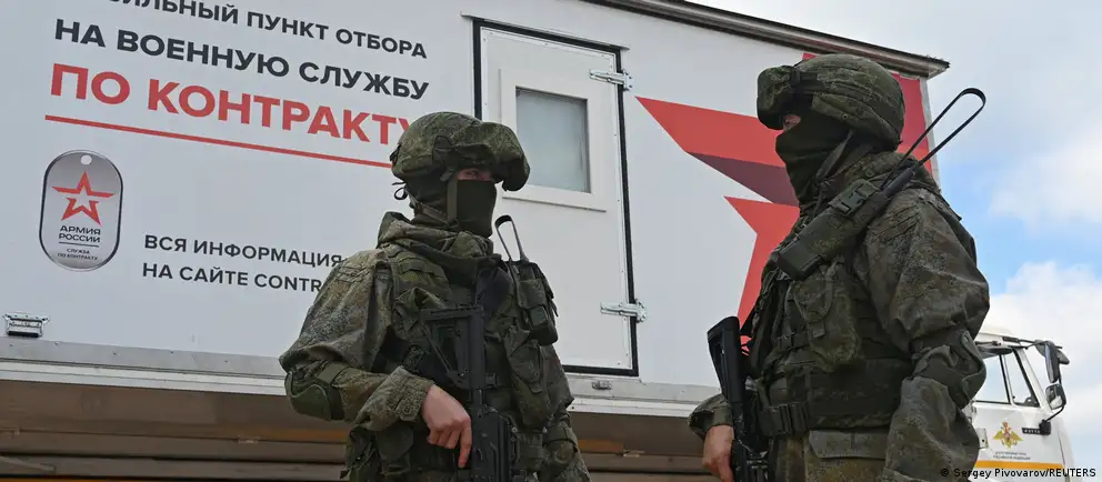 Парламент принял закон, который запрещает депортацию и отказ в виде на жительство для иностранцев, служивших по контракту или участвовавших в боевых действиях в составе российских вооружённых сил; также введены правила аннулирования ВНЖ и механизм ареста имущества уехавших граждан.