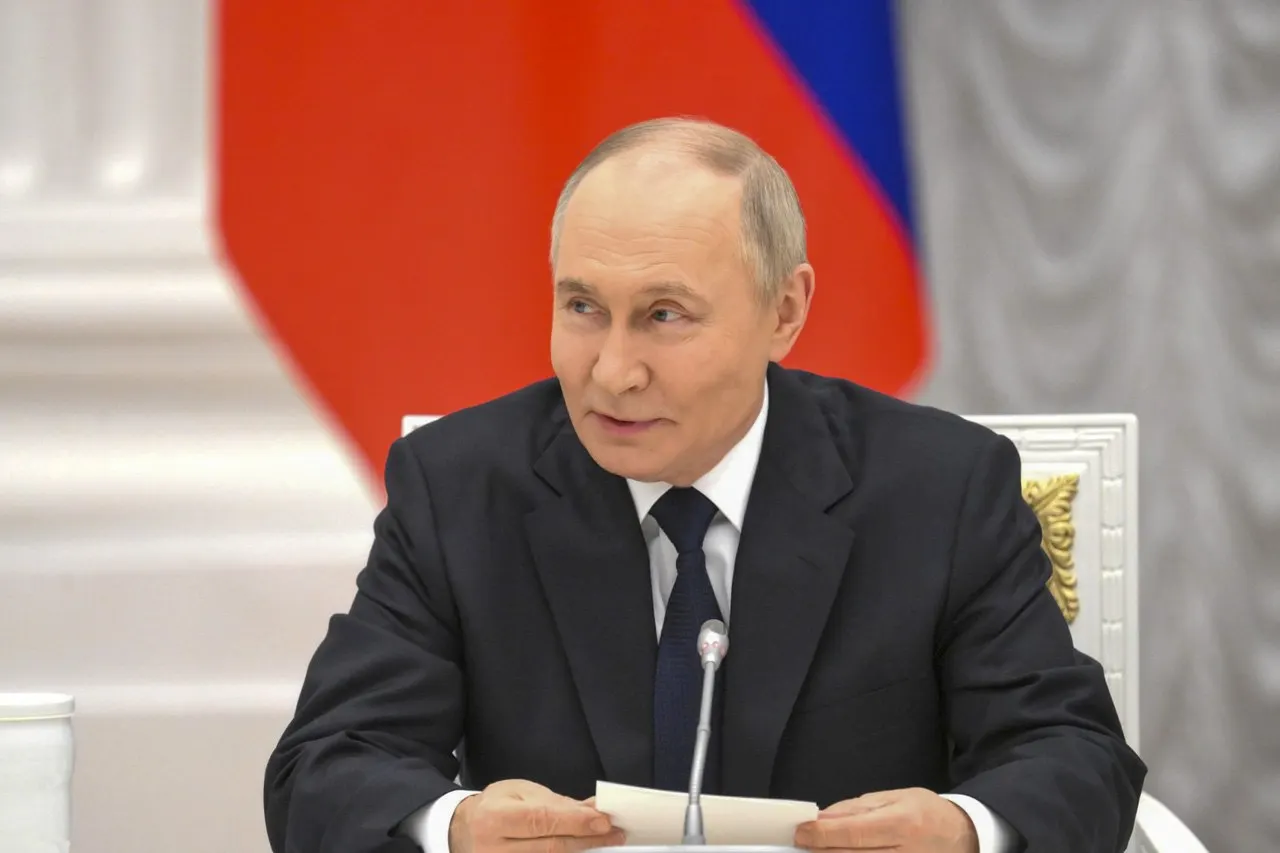 Во время общения с журналистами президент заявил, что у России есть все необходимые средства для отражения возможных атак на базы ПВО в Калининградской области.