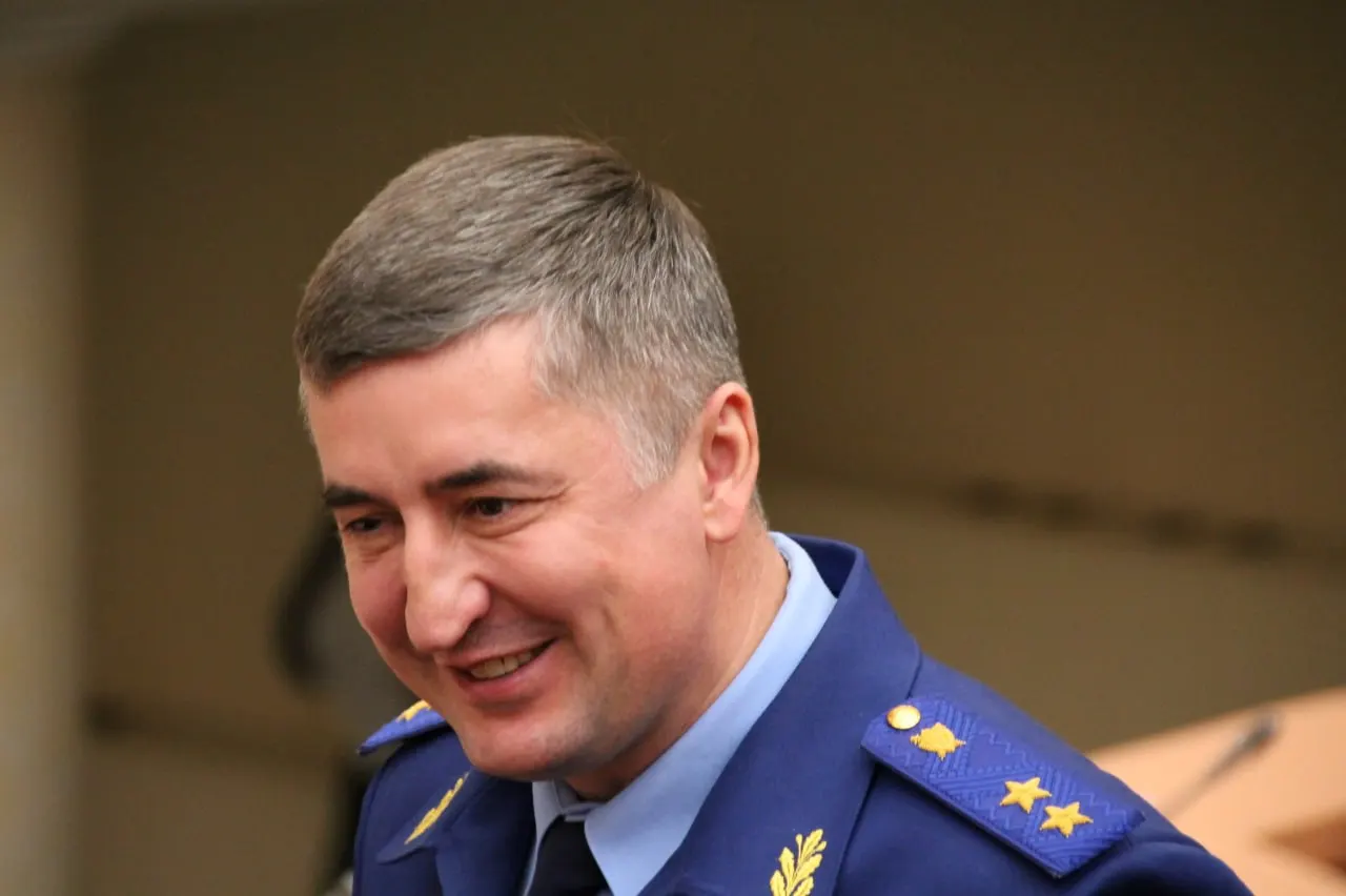 Указ президента от 28 июня перевёл Сергея Филипенко на пост прокурора Воронежской области на пять лет; прокурором Саратовской области назначен Роман Пантелеев.