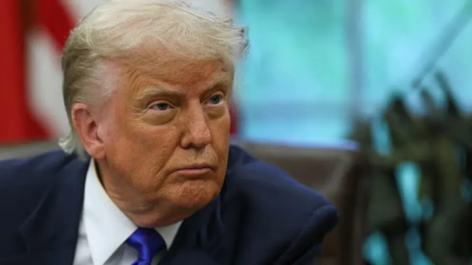 На саммите G7 Трамп заявил о готовности усилить давление на Россию и поддержать Украину, поставив условием со стороны союзников участие в разминировании Ормузского пролива; лидеры согласовали ужесточение санкций и наращивание поставок ПВО и дальнобойного оружия.