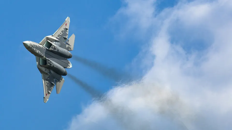 Минпромторг потребовал от АО «Авиационная и морская электроника» выплатить 257,1 млн руб. неустойки по контракту на разработку газоразрядных видеомодулей: работы по третьему этапу просрочены более шести лет.