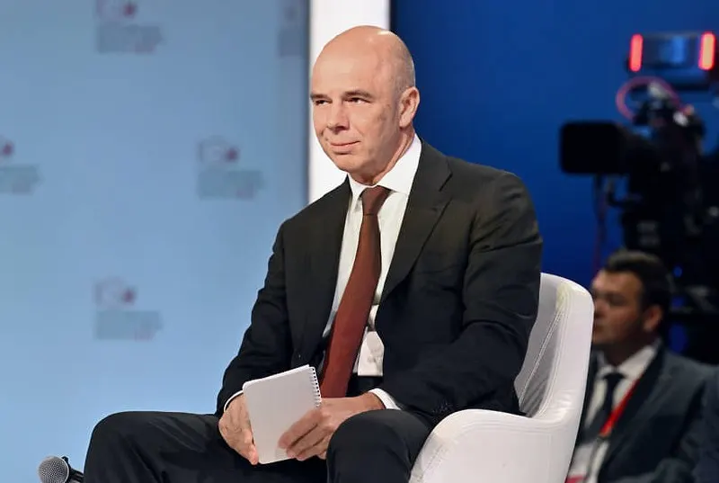 Министр финансов Антон Силуанов заявил, что бюджет исполнится в полном объёме; дефицит по итогам начала 2026 года составляет около 2,8% ВВП.
