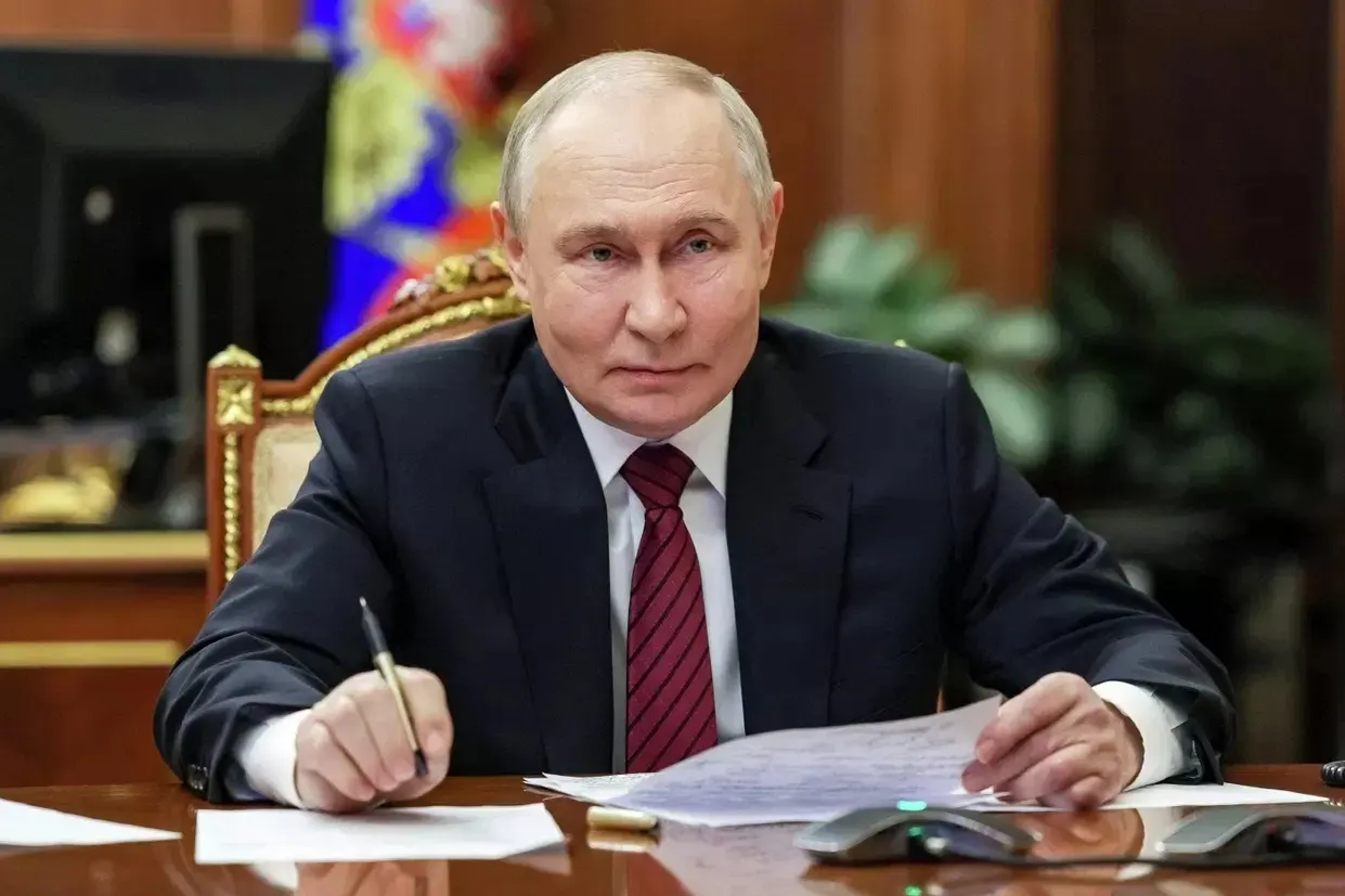 За семь с половиной месяцев 2026 года безвозмездные поступления от бизнеса достигли рекордной величины, превысив показатели прошлого года.