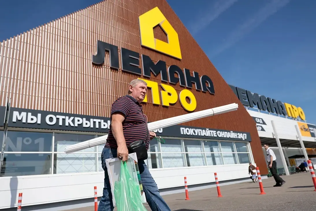 Расследование назначения нового гендиректора Le Монлид, передача активов FM Logistic и связанные с этим судебные решения в Краснодаре, а также влияние на бизнес-структуры в России.