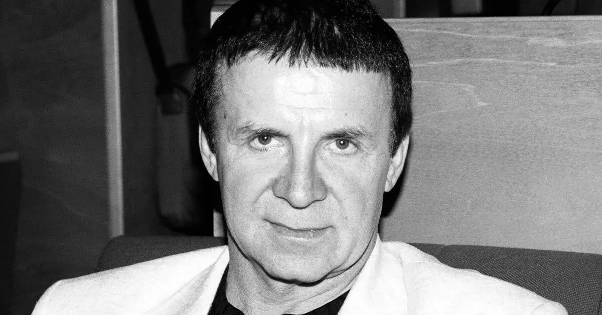 Известный экстрасенс Анатолий Кашпировский скончался.